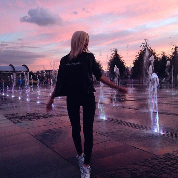 Знаю, что в конце концов все пройдет, но сейчас мне это не помогает