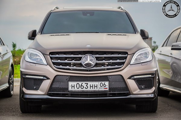 Mercedes-Benz - 18  2016  10:53