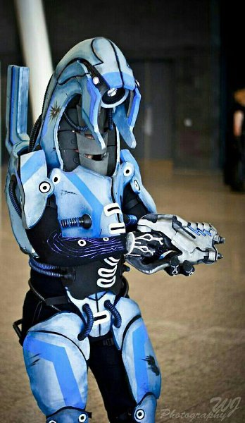 В связи с нарастающим интересом к новой части Mass Effect, давайте вспомним лучшие косплеи на ... - 4