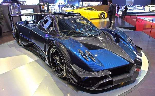 Pagani Zonda Revolution