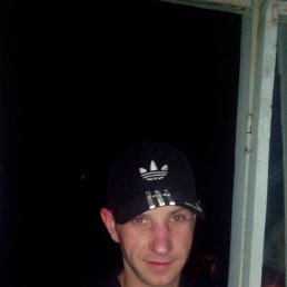 Grisha, 39, 