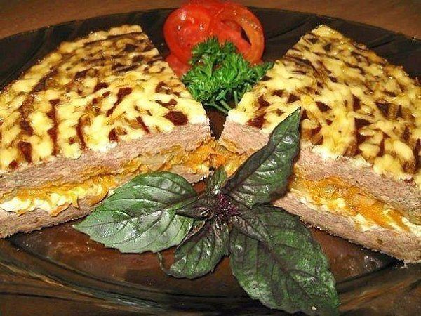 6 РЕЦЕПТОВ ИЗ ПЕЧЕНИ. 1. Печень по-царски ИНГРЕДИЕНТЫ: Печень куриная — 500 Грамм Лук репчатый — 500 ... - 4
