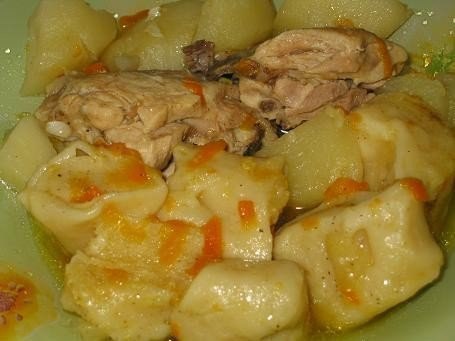 Штрули. Ингредиенты: 0.5 стакана кипяченой воды чуть теплой 1 яйцо 0.5 ч. ложки соли щепотка соды ...