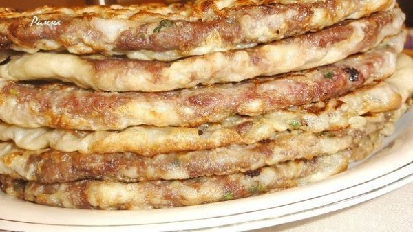 Китайские лепешки с мясом - безумно вкусные и сочные .Ингредиенты: Для теста: - 240 мл теплой воды - ... - 5