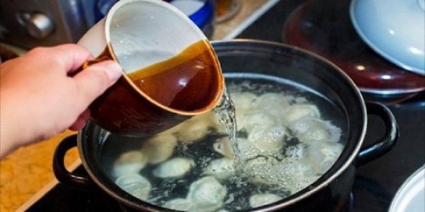ТЫСЯЧИ ХОЗЯЕК ВАРЯТ ПЕЛЬМЕНИ НЕПРАВИЛЬНО! УЗНАЙ 4 СЕКРЕТА ПРИГОТОВЛЕНИЯ УРАЛЬСКОГО УГОЩЕНИЯ. КТО БЫ ...