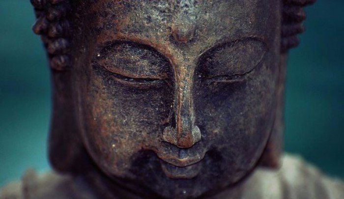 14 уроков Будды. Самый большой враг в жизни человека - это он сам. Самая большая глупость в жизни ...
