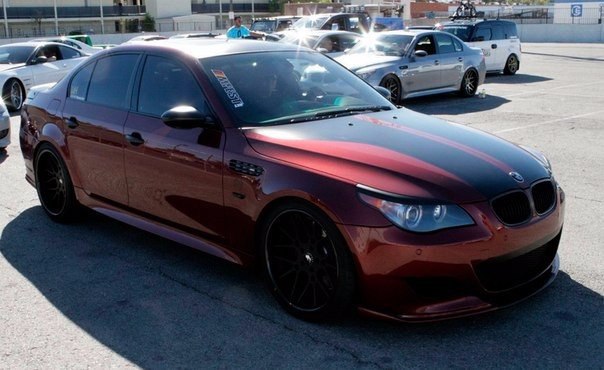    BMW 5,        ...