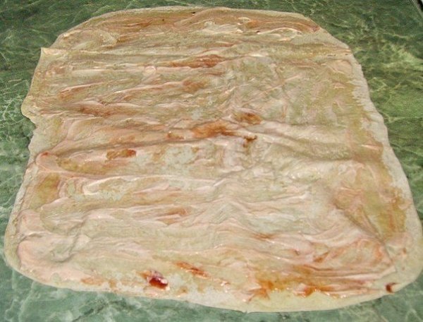 Фаршированный лаваш. Ингредиенты: Тонкий армянский лаваш — 1 шт. Мясо или любые мясные изделия на ... - 2