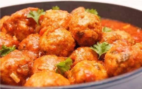 Топ-9 вкуснейших блюд из фарша.1. ЛазаньяИнгредиенты: 200-250 г листов лазаньи 1 кг фарша 500 г ... - 5