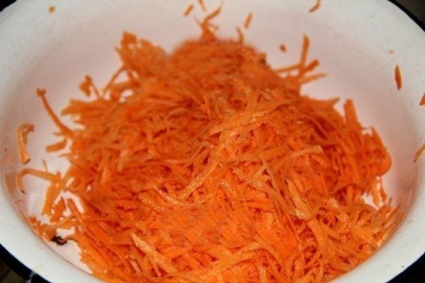 МАРИНОВАННАЯ КАПУСТА ЗА СУТКИ. ИНГРЕДИЕНТЫ: Капуста белокочанная - 2,5 кг Морковь - 700 г Чеснок - 4 ... - 3