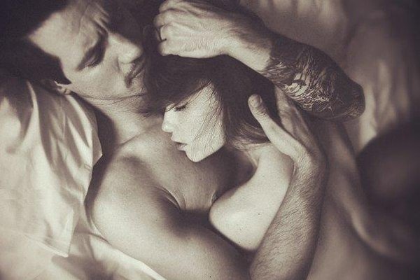 - Вы с ним часто видитесь? - Да, я вижу его во снах каждую ночь.