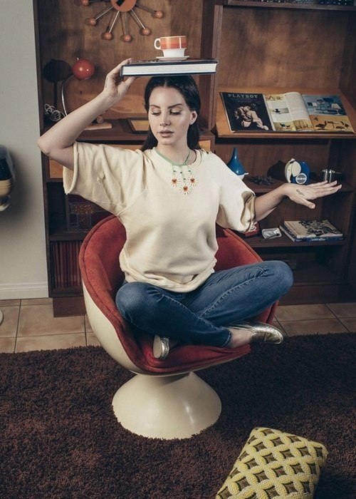     Vanity Fair ,  2017 - 4