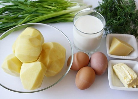 Картофельные зразы с луком и яйцом.Нам потребуется:Картофель - 5 шт.,Яйцо куриное - 3 шт.,Лук ... - 2