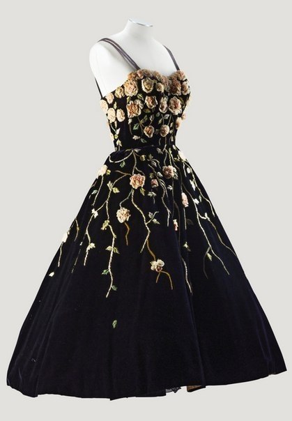    Balmain 1953 . - 2