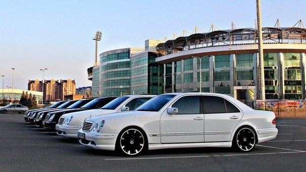 Mercedes-Benz E55 AMG W210