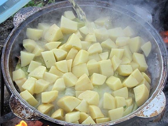 Басма - узбекское блюдо, которое готовиться из мяса и овощей, Её величество басма... Задача: ... - 10