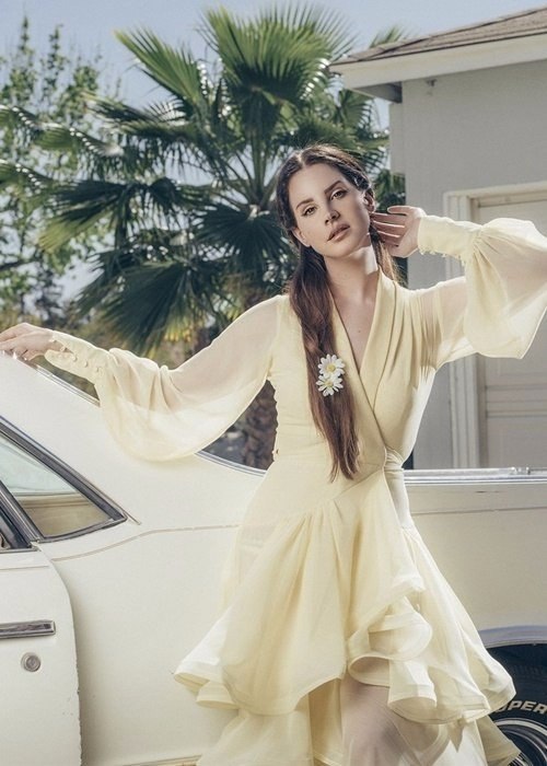     Vanity Fair ,  2017 - 3