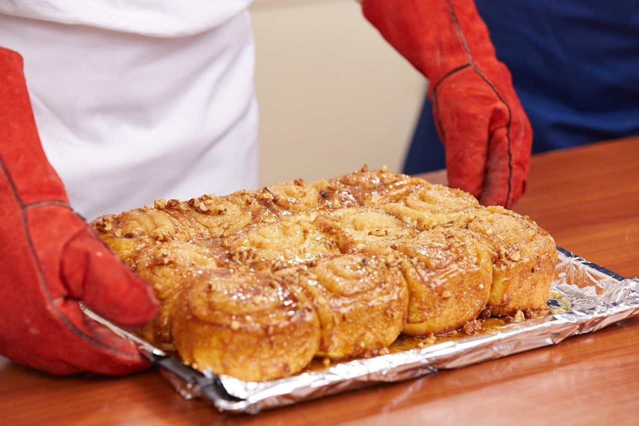       (Sinclair's Sticky Buns).,    ... - 10