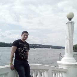 ����, ����, 44 ����