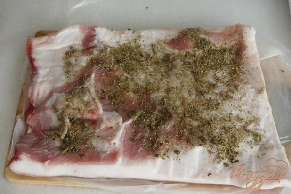 Мясной рулет.Ингредиенты:Корейка 1 кг.Грудинка свиная 1 кг.Специи для мяса 2 ст. л.Соль 1 ч. л.Мед ... - 3