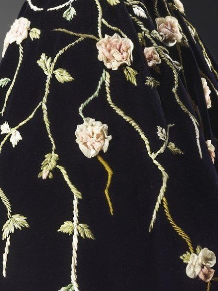    Balmain 1953 . - 5