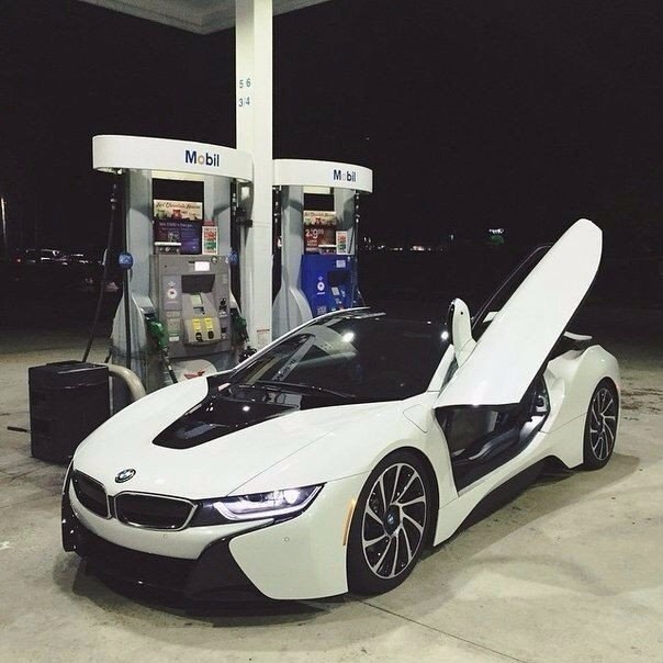 BMW i8