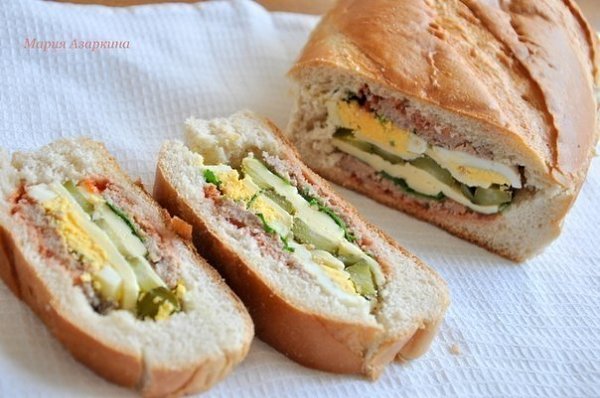 Фаршированный батон.Ингредиенты:-1 батон-котлеты мясные-яйца куриные отварные-маринованные ... - 6