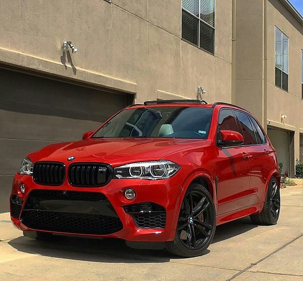 BMW X5M. F85.      .