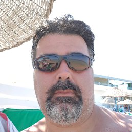 Huseyin, , 49 