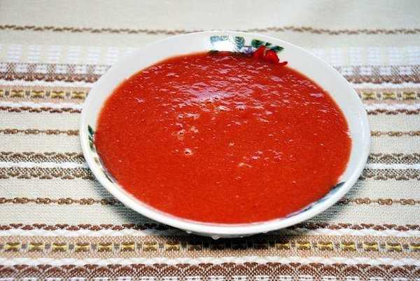Томатный суп. Ингредиенты: Куриное филе — 1 шт. Молодые кабачки — 1-2 шт. Морковка — 1 шт. Лук — 1 ... - 3