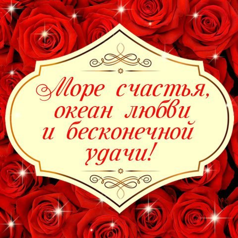 Уютное кафе в старинном доме, Шуршание притихших голосов, Мне кофе аромат щекочет память, Не называя ...
