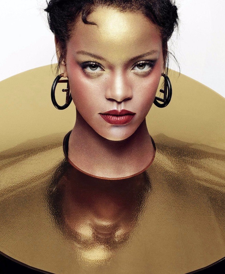     Elle,  2017 - 8