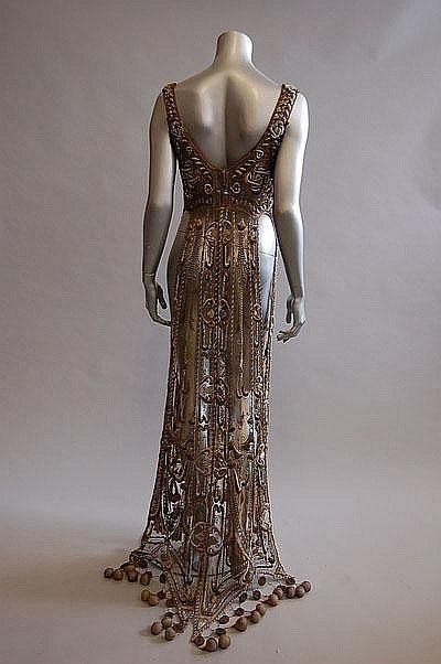   1910 . - 3