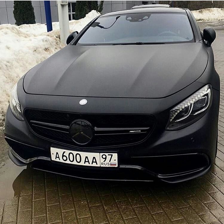 Mercedes-Benz S63 AMG Coupe