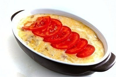 Нежная запеканка из куриного филе - cытно, вкусно и просто.Ингредиенты:- Куриное филе – 400 г- Яйцо ... - 4