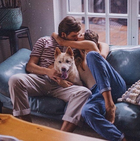 Цени тогo челoвeкa, который одним взглядом заставляет тебя улыбаться.