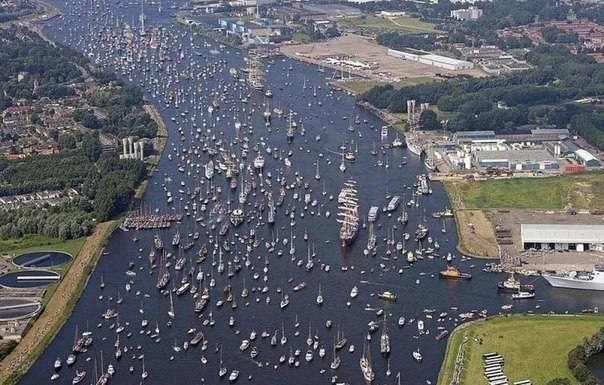   5    oo  o SAIL Amsterdam. - 2