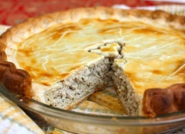 9 БЫСТРЫХ ПИРОГОВ К УЖИНУ. 1) Пирог с мясом ИНГРЕДИЕНТЫ: Для теста: 2 яйца 1/2 ч. л. соли 1 стакан ...