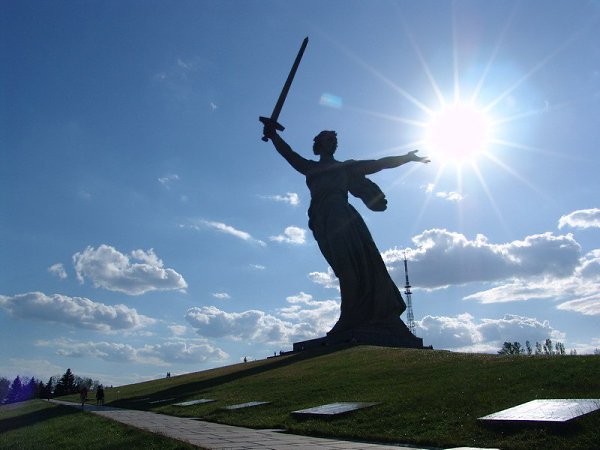 Будущее нашего мира? Вчерашний д е н ь не догонишь: Союз Советских Социалистических Республик. А от ...