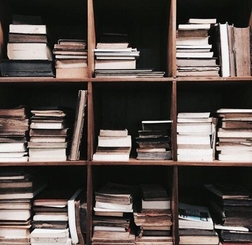 Книги, для повышения интеллекта.1. Роджер Сайп «Развитие мозга»Книгу написал коуч, который давно ...