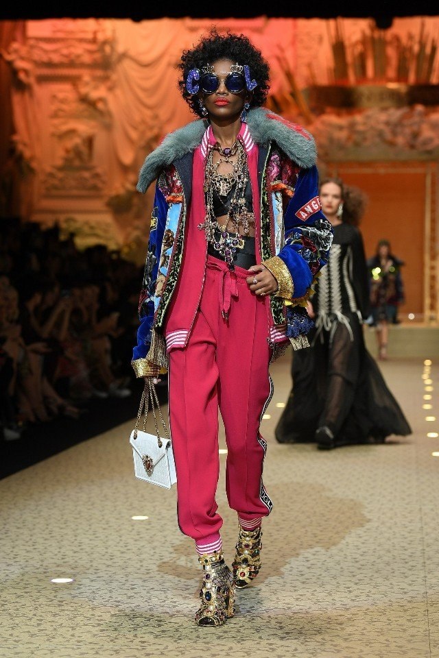  Dolce & Gabbana   - 9