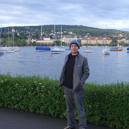 Dom, 41, 