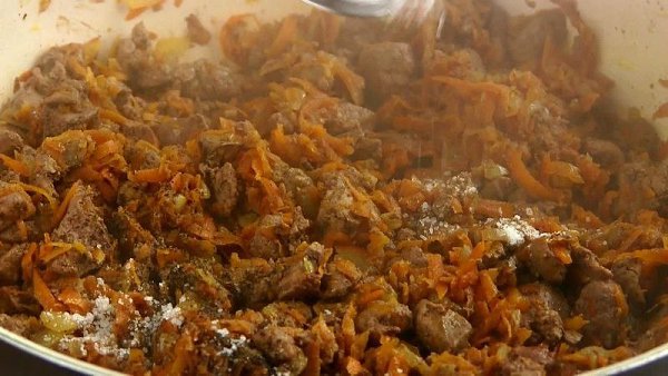 Салат из куриной печени со свеклой «Вечер декабря».Готовлю такой салат уже много лет на праздники, ... - 3