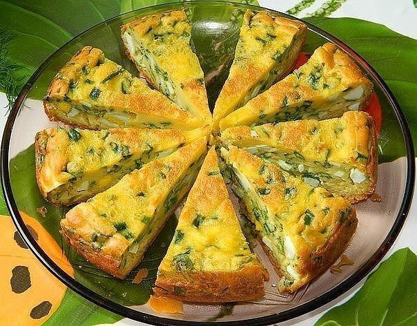 Пирог с яйцами и зеленым луком. В сезон свежей зелени предлагаю приготовить не только вкусный, но и ...