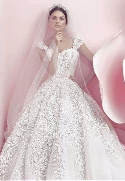      Michael Cinco's. - 2