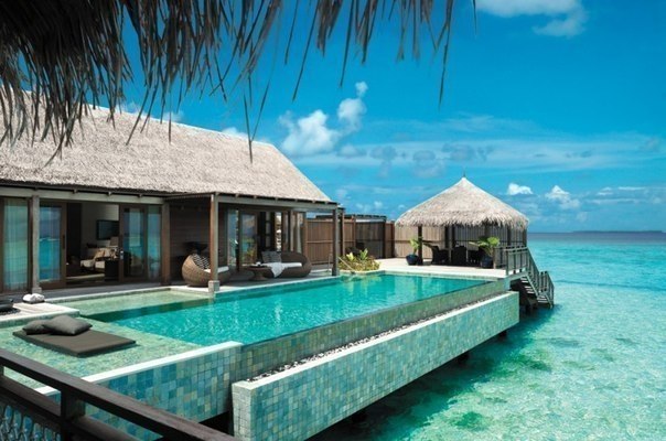  Shangri-la`s Villingili,  