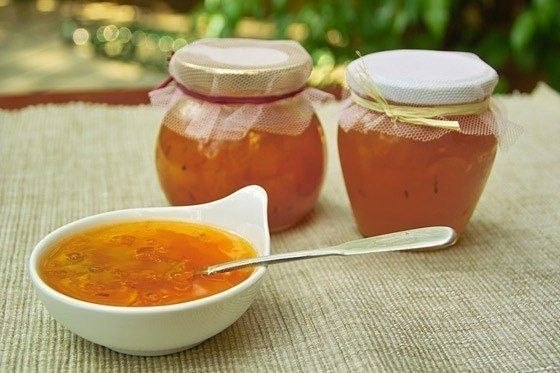 ЗАГОТОВКИ ИЗ ЯБЛОК. 25 РЕЦЕПТОВ. ВАРЕНЬЕ-ПЯТИМИНУТКА ИЗ ЯБЛОК Подготовленные яблоки нарезать на ... - 2