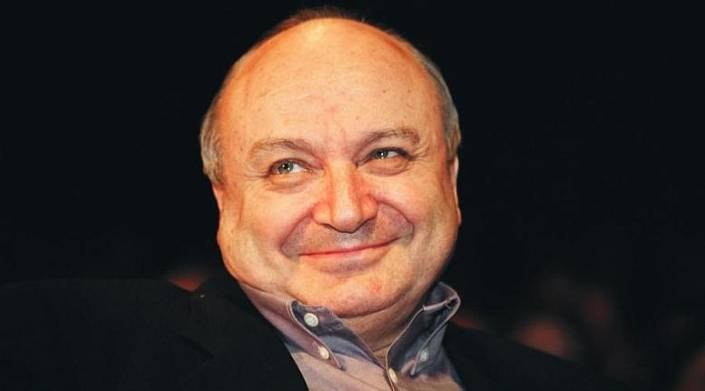 Михаил Жванецкий: «Я люблю мужчин, которые хотят нравиться женщинам».Я люблю мужчин, которые хотят ...