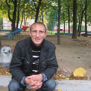 Viktor, 39 , 