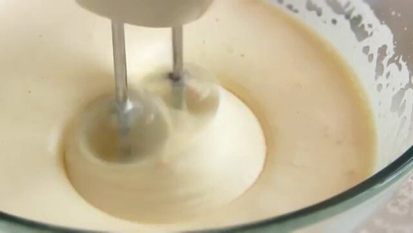 Шоколадный торт. Ингредиенты: Для бисквита: Мука - 125 гр. Сахар - 125 гр. Яйца - 5 шт.(250 гр.) ... - 3